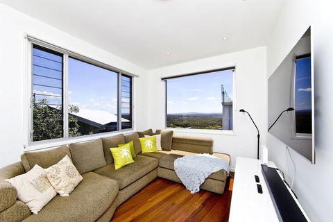The Lookout - Accommodation Asia 6