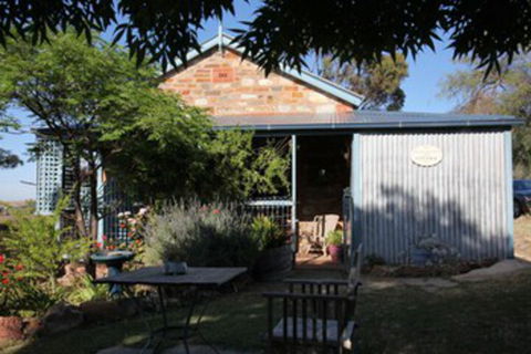 Kookaburra Cottage - Accommodation Guide 0
