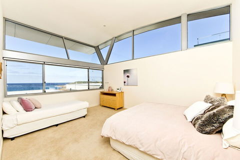 Whale View - Accommodation Asia 7