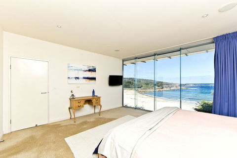 Whale View - Accommodation Asia 2
