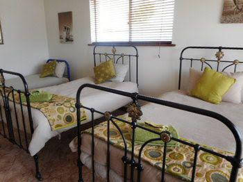 Catalina Cottage Holiday House - Accommodation Guide 1