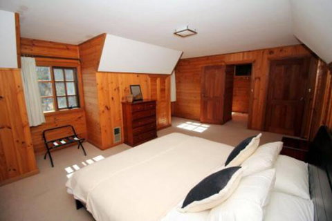 The Great House Bnb - Accommodation Asia 6