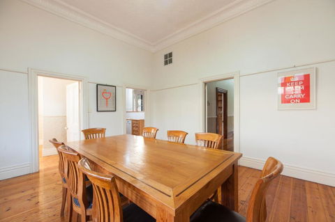 Central Charm - Accommodation Asia 5