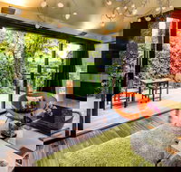 Corinda Contemporary - Accommodation Asia
