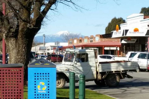 Moondance Lodge - Accommodation Guide 1