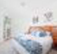 Breakwater Apartment Unit 205 / 2 Messines Street - Accommodation Asia