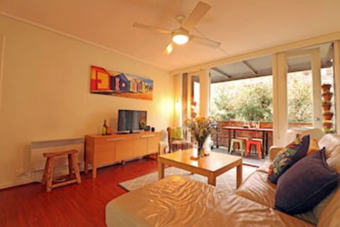Colour Pop - Rejuvenate Stays - Accommodation Guide 0