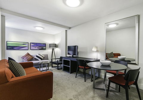 DARLING A Tidy Space In A Great Location - Accommodation Guide 3