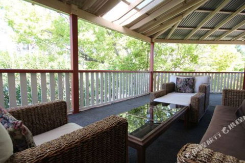 Abernethy House - Accommodation Guide 4