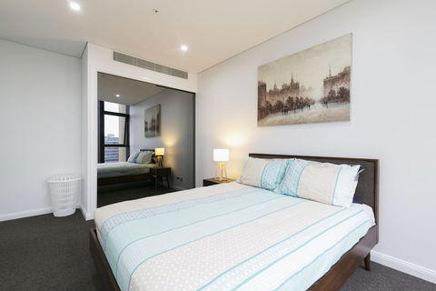 High-End Riverside Home - Accommodation Asia 4