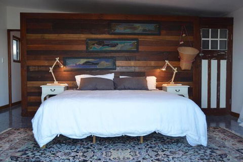 Of Stone & Wood Guesthouse Secluded Getaway! - Accommodation Asia 2