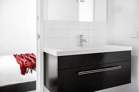 JOYCE, 1BDR Southbank Apartment - Accommodation Asia 5