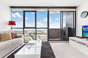 JOYCE, 1BDR Southbank Apartment - Accommodation Asia 6