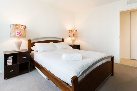 TIARA, 1BDR Southbank Apartment - Accommodation Asia 2