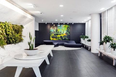 Xanadu Apartments - Accommodation Guide 4