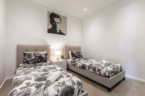 Prima Pearl Luxury 2-Bedroom Apartment - Accommodation Asia 4