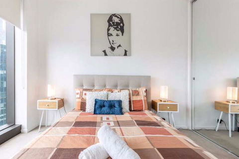 Prima Pearl Luxury 2-Bedroom Apartment - Accommodation Asia 2