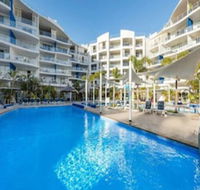 2 BDR / Apt / Foxtel / WiFi / Pool / parking / Spa / Hervey Bay - Accommodation Guide