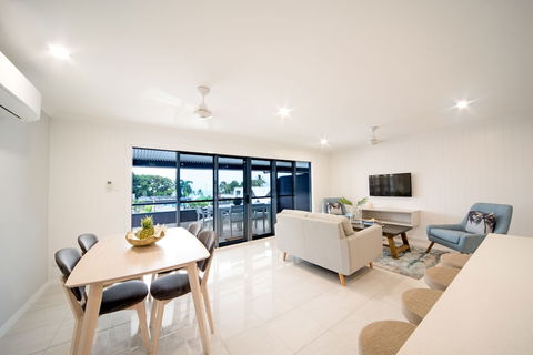 Airlie On Main Street Airlie Beach - Accommodation Guide 5