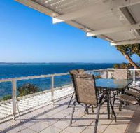 3 Bedroom House Classic View 2 / 49 Victoria Parade FREE WIFI - Accommodation Asia