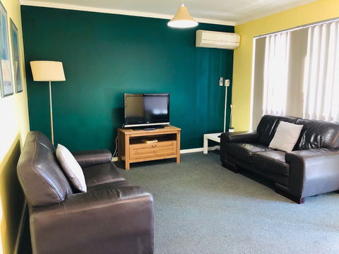 West Beach Lagoon 109 - Amazing Location - Accommodation Guide 4