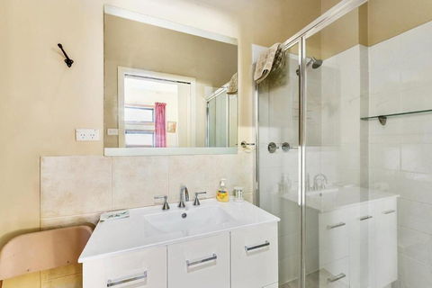 Evergreen - Accommodation Asia 5