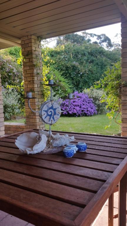 Beezneez B & B - Accommodation Guide 4