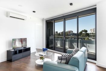 Roomerang At Panorama Apartments 3 - Accommodation Guide 1