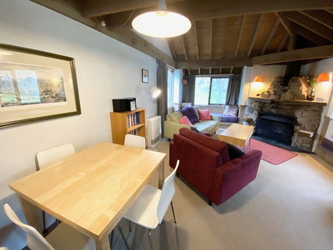 Blairs - Accommodation Guide 1