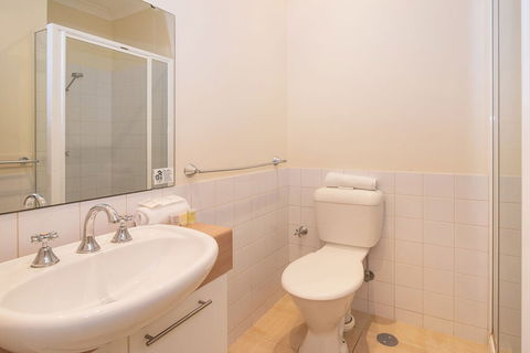 Dunsborough Town Units - Accommodation Asia 6