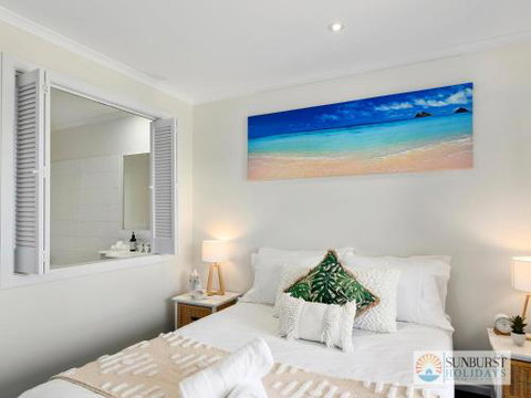 Salt On Sapphire - Accommodation China 2