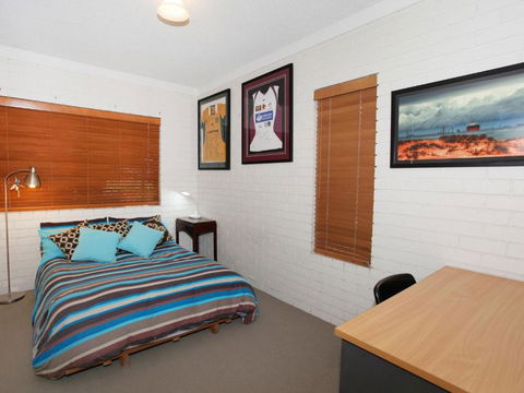 Anjuna 2 2 BDRM Budget Stay On Canal - Accommodation Asia 5