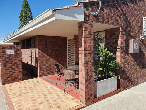 Ocean Beach Chalet 18 - Accommodation Asia 1