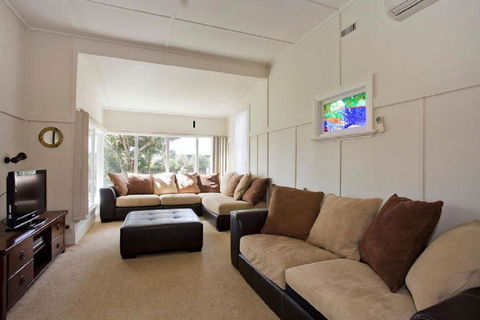 Torquay Retreats Aus ThirtyOne Pride - Accommodation Guide 1