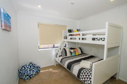 Torakina - Accommodation Asia 4