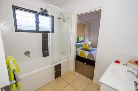Torakina - Accommodation Asia 2