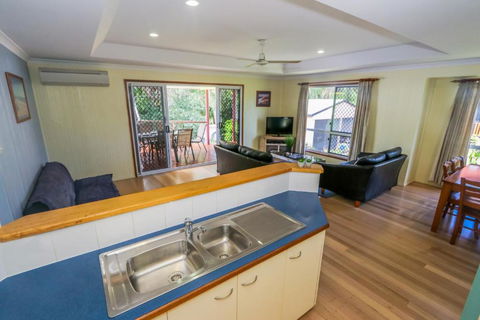 McLeods - Accommodation Asia 5