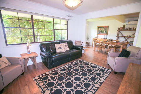 Abbeville In Bright - Accommodation China 6