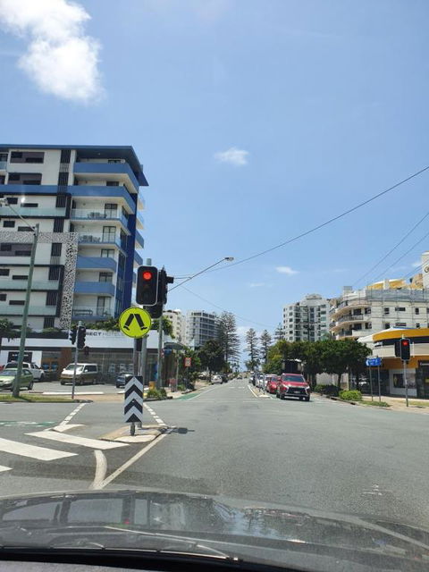Studio Apartment Mooloolaba Beach Holiday Management - Accommodation Asia 3