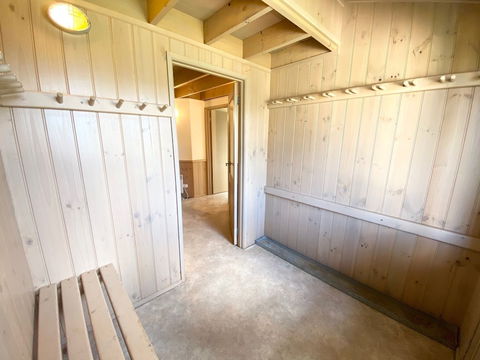 Powderkeg - Accommodation Guide 0