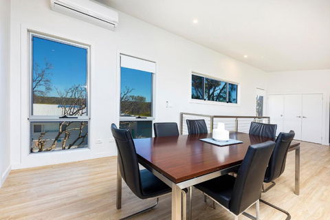 Surfmist - Accommodation Guide 3