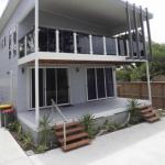 Surfmist - Accommodation Guide 0