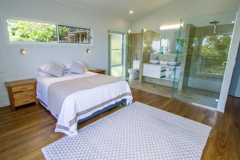 Slipaway - Accommodation Asia 3