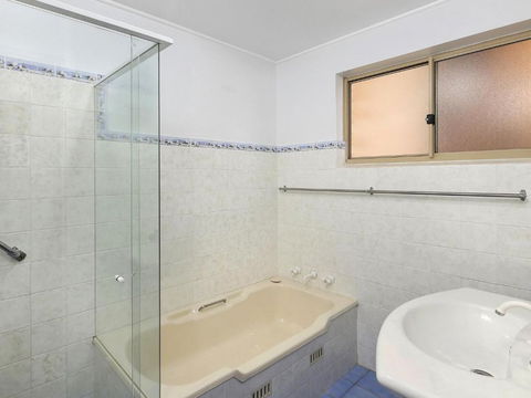By The Sea Cumbernauld #1 1 / 12 Terrigal Esp Terrigal - Accommodation Guide 2