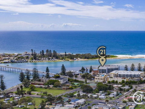 The Oaks Waterfront Resort Unit 502 - Accommodation Guide 2