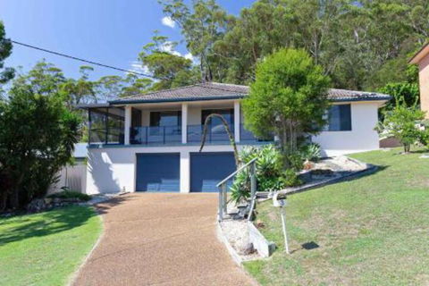 Kallaroo Street 3 Corlette - Accommodation Guide 5