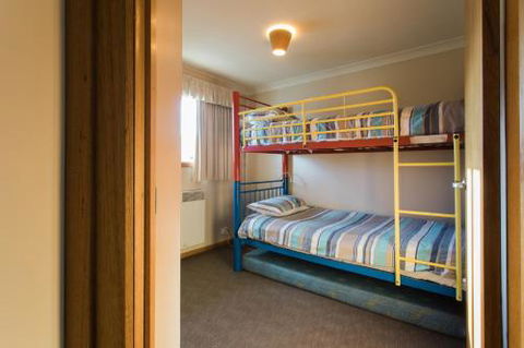 Arthur Riverfront & Sea Lodge Upstream - Accommodation Guide 0