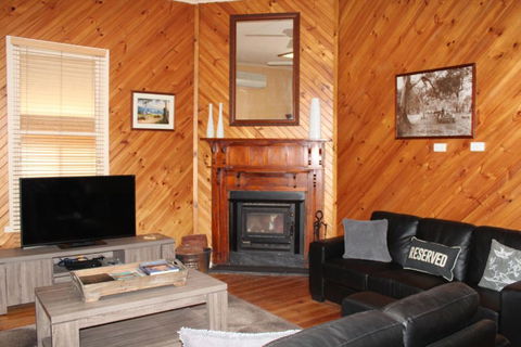 Riverleigh - Accommodation Guide 1