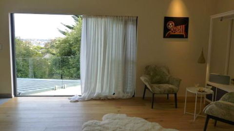 Brightwater Retreat - Accommodation Guide 0