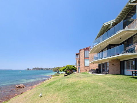 2 Lanimer 14 Mitchell Street Beautiful Waterfront Property With Spectacular Views - Accommodation Asia 2